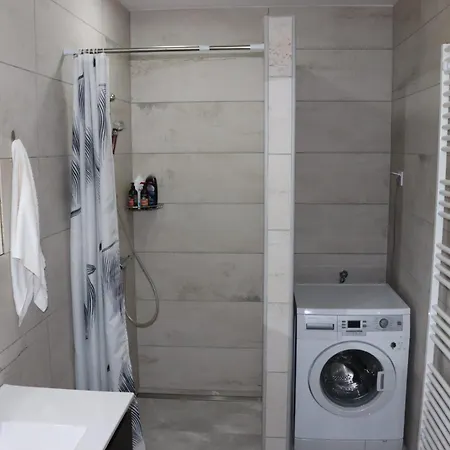 Kincsem Vendeghaz Apartament